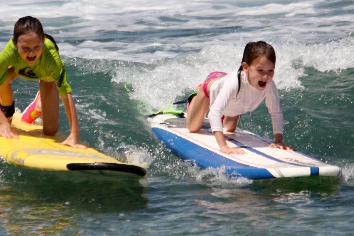 Kids-Surfing-Lessons-in-Poipu-Beach