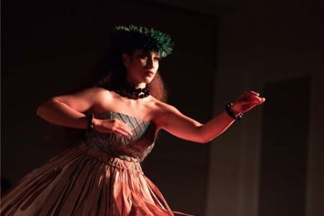 a person wearing a pink dress