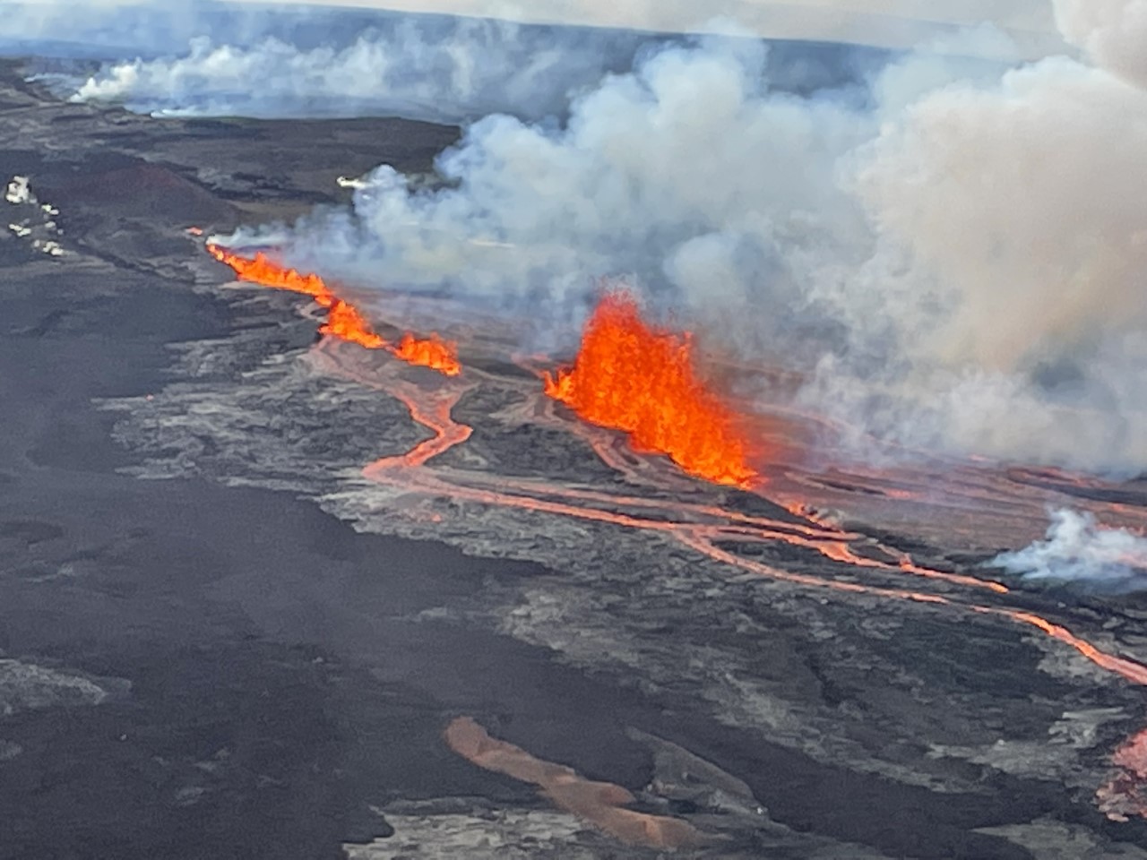 Island of Hawaiʻi Volcano Tours | Hawaii Adventure Center